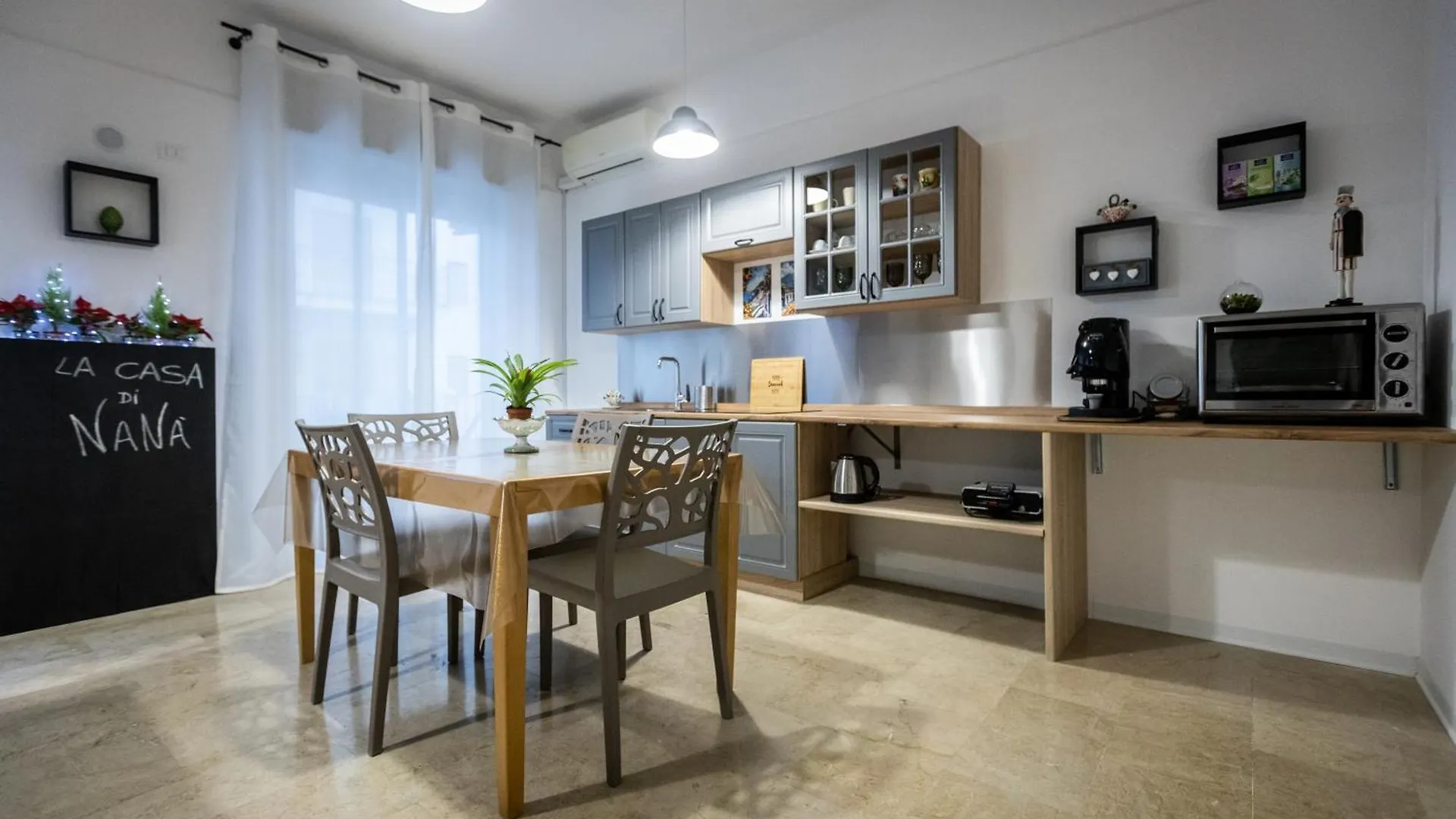 Nana Apartment باليرمو